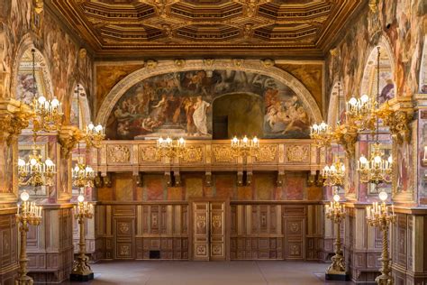 Das Musée des Beaux-Arts de Fontainebleau: Ein Meisterwerk der Renaissance und ein Labyrinth kultureller Schätze!