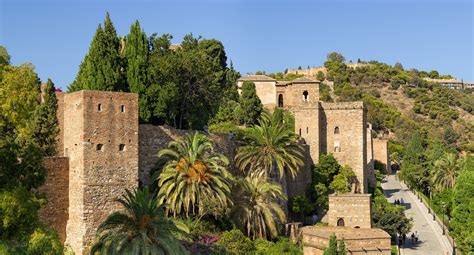 Die Alcazaba von Málaga: Eine Festung der Geschichte mit atemberaubendem Blick!