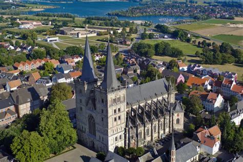  Die Crypte Saint-Félix: Ein historischer Rückblick auf das Leben und Sterben in der mittelalterlichen Stadt Xanten!